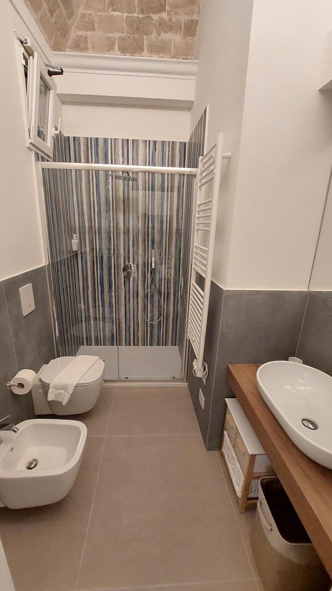 Victoria Royal Apartments & Rooms Termoli Luaran gambar