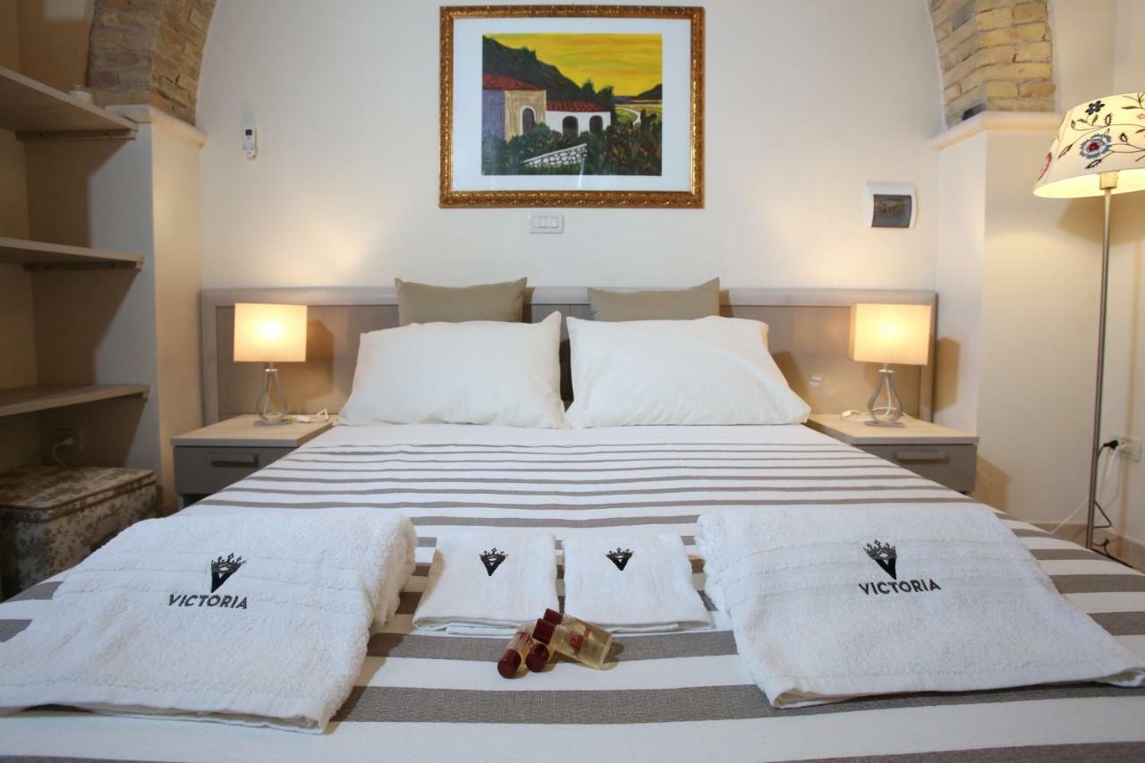 Victoria Royal Apartments & Rooms Termoli Luaran gambar