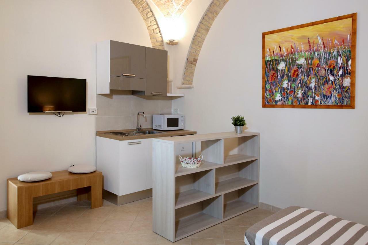 Victoria Royal Apartments & Rooms Termoli Luaran gambar