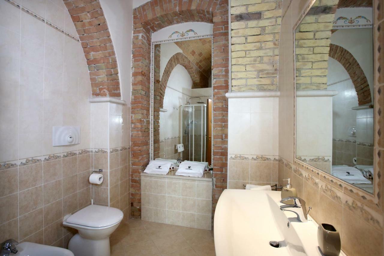 Victoria Royal Apartments & Rooms Termoli Luaran gambar