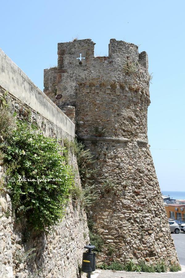 Victoria Royal Apartments & Rooms Termoli Luaran gambar